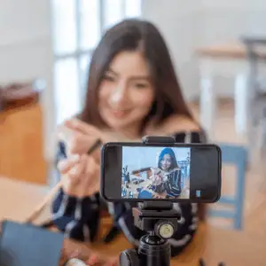 รับดูแลการตลาดออนไลน์ครบวงจร 14 คุณวริษา