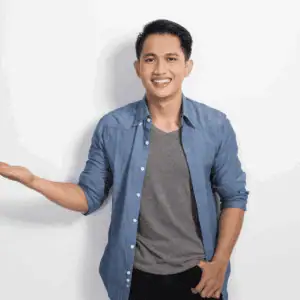 รับดูแลการตลาดออนไลน์ครบวงจร 13 คุณวินัย