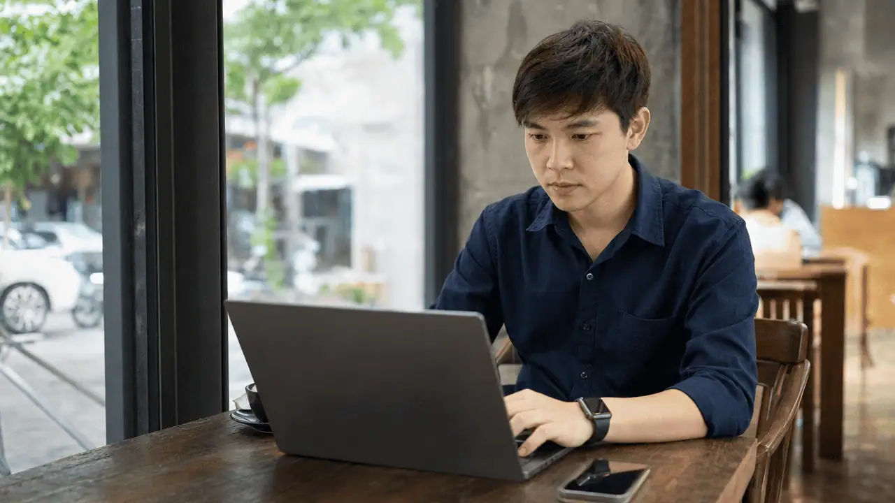 ติดต่อ Facebook Ads Support ยังไง? รวมช่องทาง 2026 4 คนดูแลโฆษณาธุรกิจเตรียมข้อมูลก่อนติดต่อ meta business support